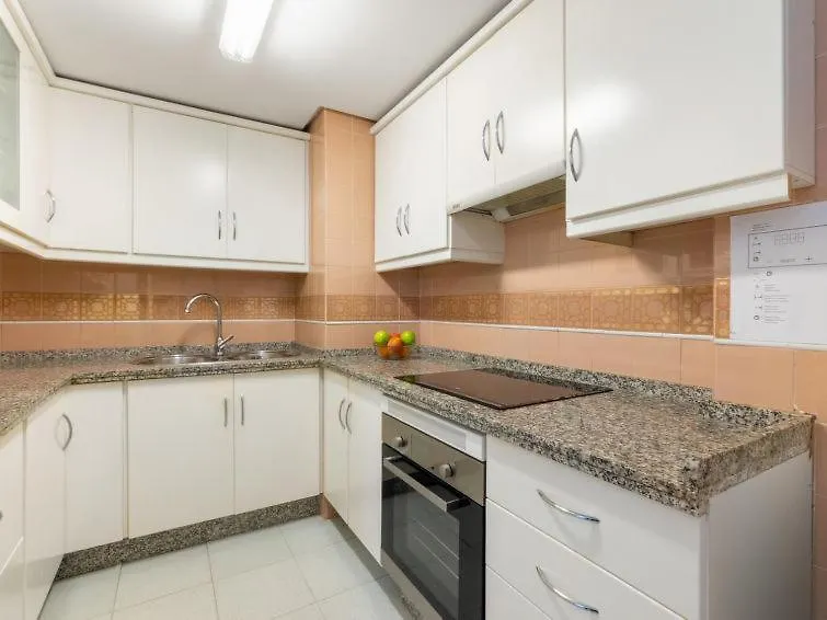 Oasis Torremolinos Apartment 0*,